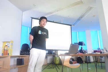 株式会社KDDIウェブコミュニケーションズ 山田 直哉さんのセッションの様子